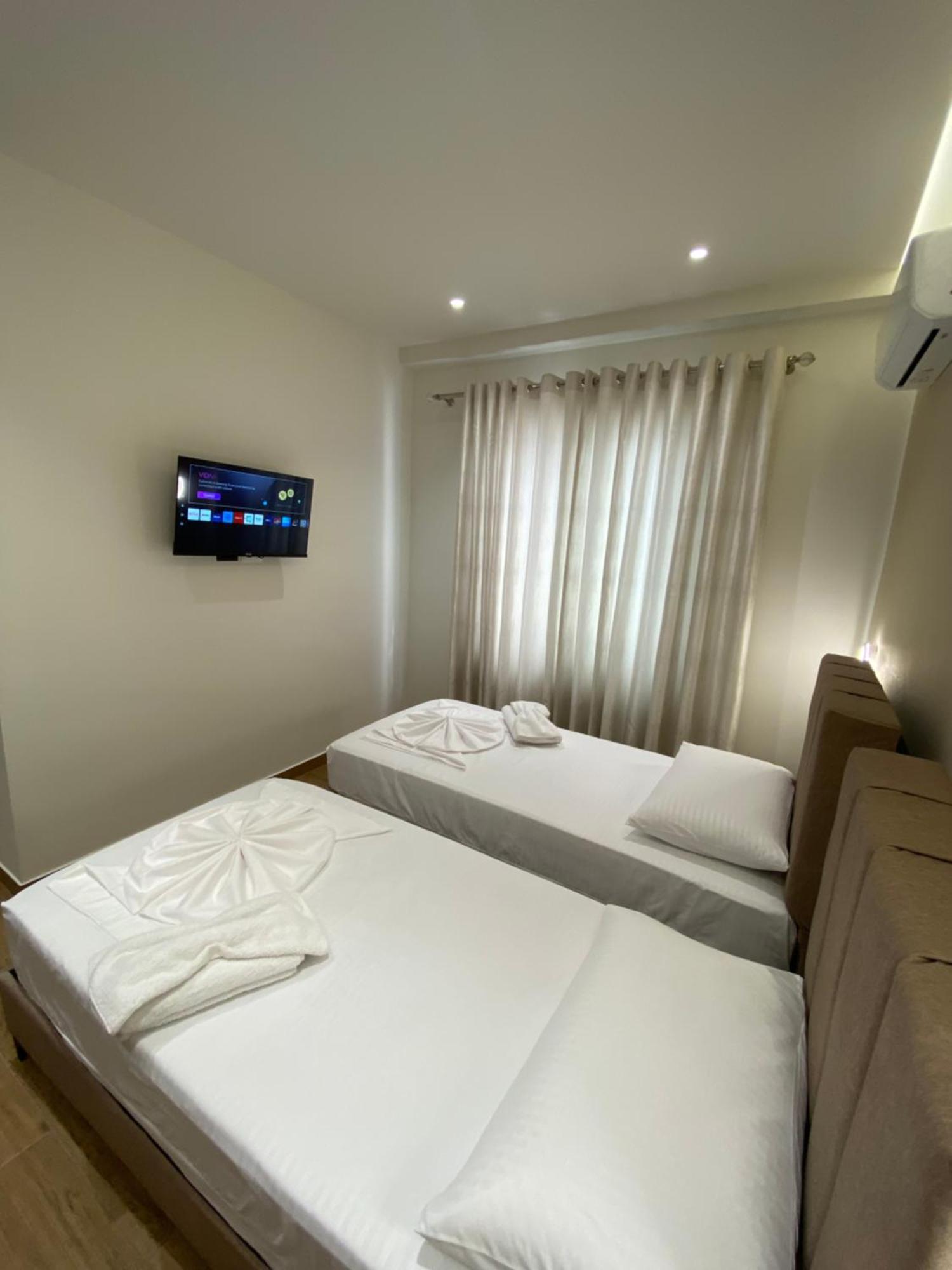 Hajdini Apartament Appartement *
